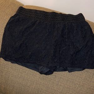 Elastic waist shorts, super comfy